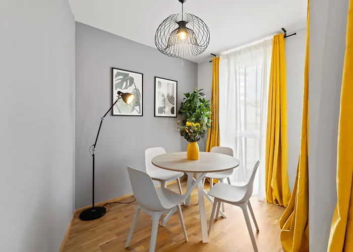 Apartman Balcony I On-site Parking 19,90 Per Day