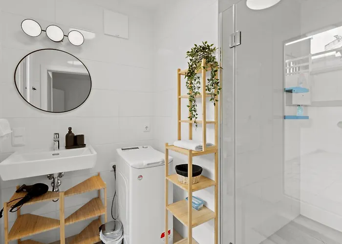 Apartman Balcony I On-site Parking 19,90 Per Day