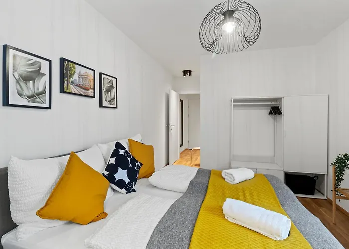 Balcony I On-site Parking 19,90 Per Day * Bécs