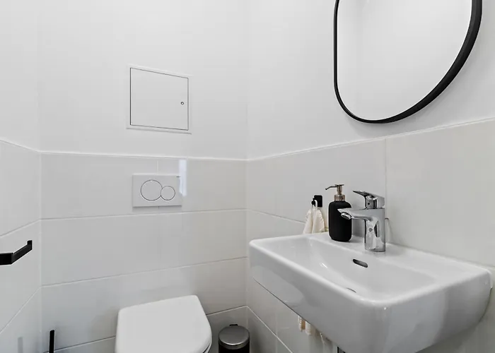 Apartman Balcony I On-site Parking 19,90 Per Day