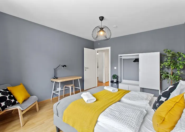 Balcony I On-site Parking 19,90 Per Day Apartman *